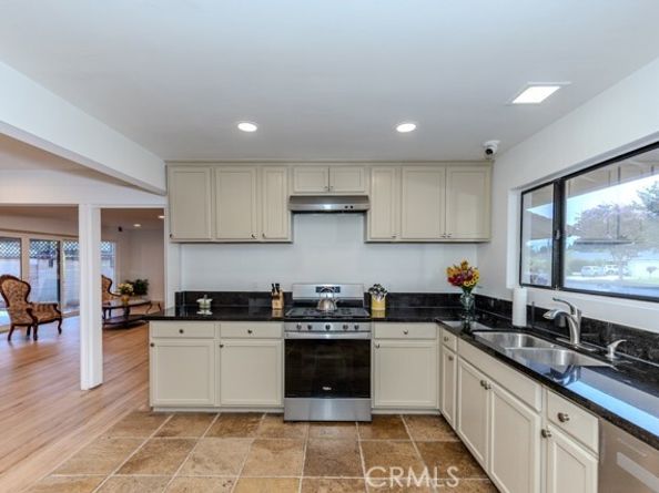 2309 E Sycamore Street, Anaheim CA 92806