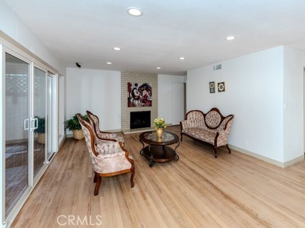 2309 E Sycamore Street, Anaheim CA 92806