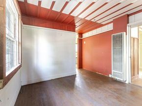 894 S Pasadena Avenue, Pasadena CA 91105