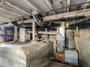 894 S Pasadena Avenue, Pasadena CA 91105