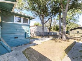894 S Pasadena Avenue, Pasadena CA 91105