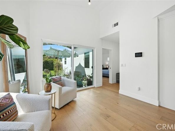 8309 Westlawn Avenue, Westchester (los Angeles) CA 90045