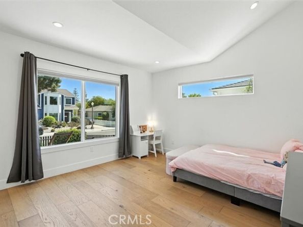 8309 Westlawn Avenue, Westchester (los Angeles) CA 90045