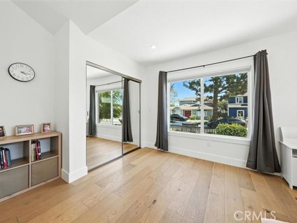 8309 Westlawn Avenue, Westchester (los Angeles) CA 90045