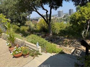 16216 Bertella Drive, Encino (los Angeles) CA 91436