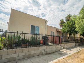 916 W 88th Street, Los Angeles CA 90044