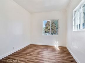916 W 88th Street, Los Angeles CA 90044
