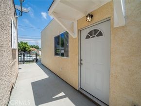 916 W 88th Street, Los Angeles CA 90044