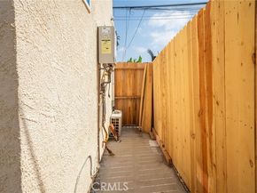 916 W 88th Street, Los Angeles CA 90044