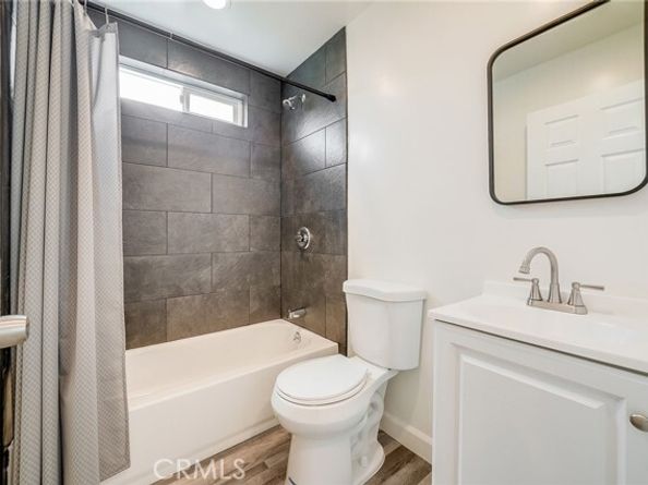 916 W 88th Street, Los Angeles CA 90044
