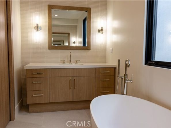 404 16th Street, Manhattan Beach CA 90266