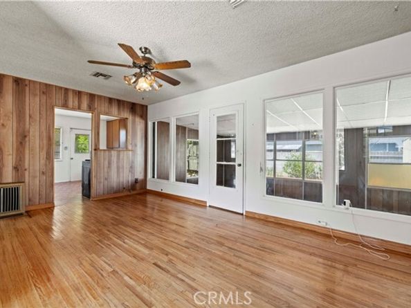 7737 Nestle Avenue, Reseda (los Angeles) CA 91335