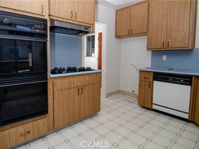 10520 Haskell Avenue, Granada Hills (los Angeles) CA 91344