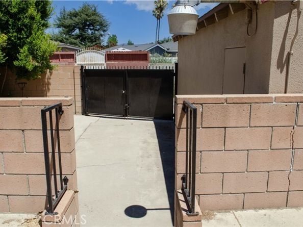 10520 Haskell Avenue, Granada Hills (los Angeles) CA 91344