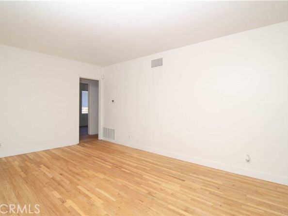 10520 Haskell Avenue, Granada Hills (los Angeles) CA 91344