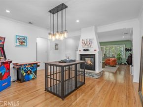 12424 Sarah Street, Studio City (los Angeles) CA 91604