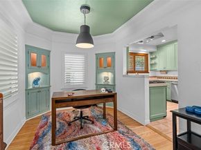 12424 Sarah Street, Studio City (los Angeles) CA 91604