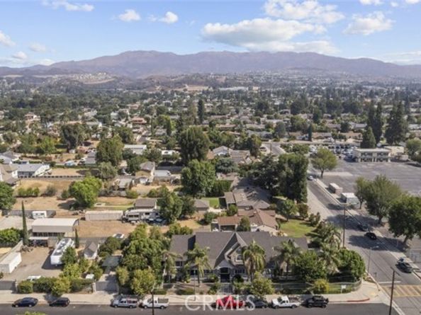 10501 Oklahoma Avenue, Chatsworth (los Angeles) CA 91311