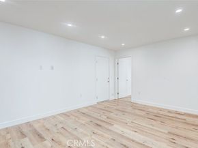 17024 Sherman Way, Los Angeles CA 91406