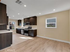 17024 Sherman Way, Los Angeles CA 91406