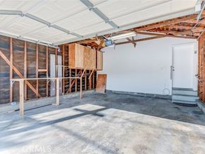 17024 Sherman Way, Los Angeles CA 91406
