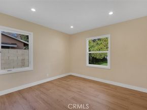 17024 Sherman Way, Los Angeles CA 91406