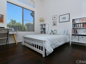 7417 Darnoch Way, West Hills (los Angeles) CA 91307