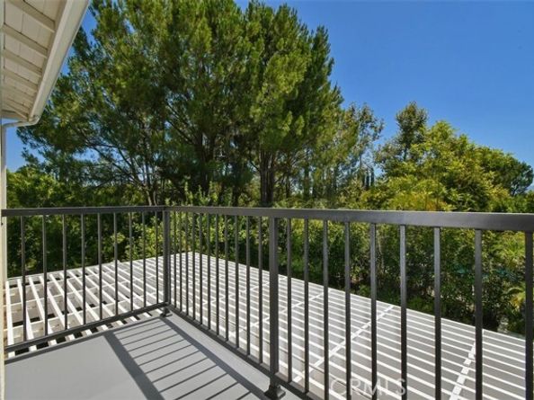 7417 Darnoch Way, West Hills (los Angeles) CA 91307
