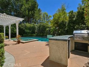 7417 Darnoch Way, West Hills (los Angeles) CA 91307