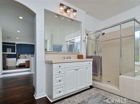 7417 Darnoch Way, West Hills (los Angeles) CA 91307
