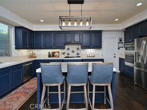 7417 Darnoch Way, West Hills (los Angeles) CA 91307