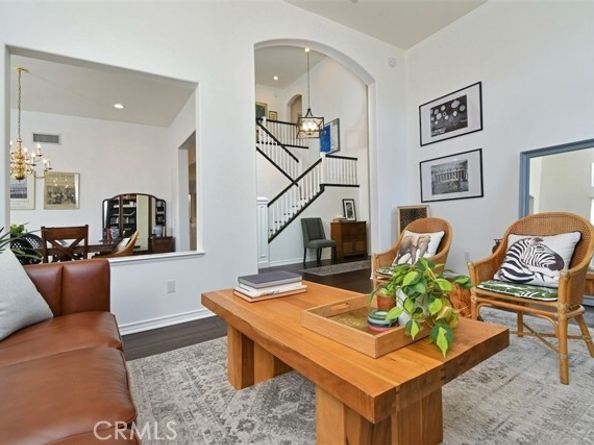 7417 Darnoch Way, West Hills (los Angeles) CA 91307