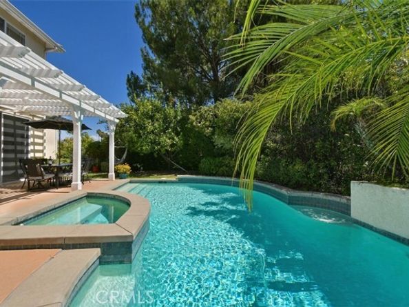 7417 Darnoch Way, West Hills (los Angeles) CA 91307