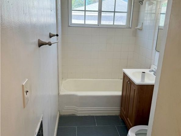 7138 Lurline Avenue, Winnetka (los Angeles) CA 91306