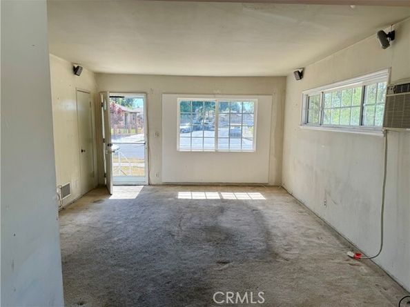 7138 Lurline Avenue, Winnetka (los Angeles) CA 91306