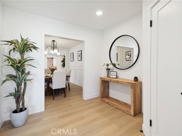 6105 Bellingham Avenue, North Hollywood (los Angeles) CA 91606