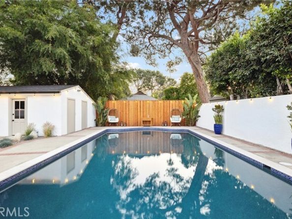 6105 Bellingham Avenue, North Hollywood (los Angeles) CA 91606