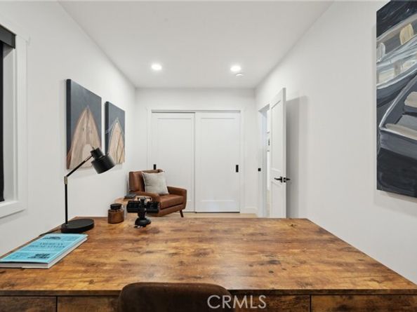 6105 Bellingham Avenue, North Hollywood (los Angeles) CA 91606