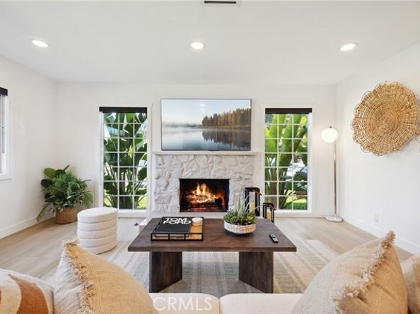 6105 Bellingham Avenue, North Hollywood (los Angeles) CA 91606