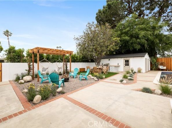 6105 Bellingham Avenue, North Hollywood (los Angeles) CA 91606
