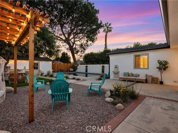 6105 Bellingham Avenue, North Hollywood (los Angeles) CA 91606