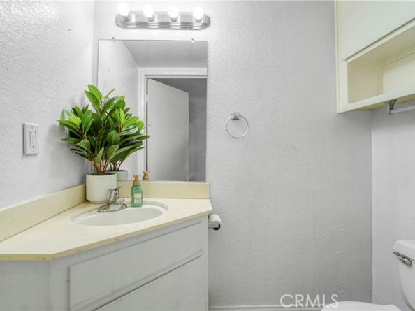 9414 Moonbeam Avenue 18, Panorama City (los Angeles) CA 91402
