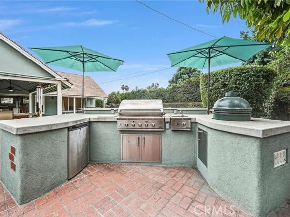 17300 Sunburst, Northridge (los Angeles) CA 91325