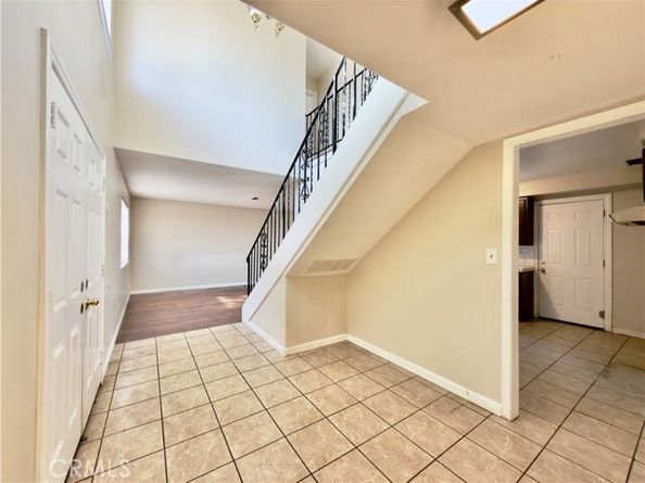 15245 Monte Street, Sylmar (los Angeles) CA 91342