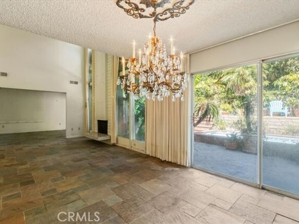 19201 Ludlow Street, Porter Ranch (los Angeles) CA 91326