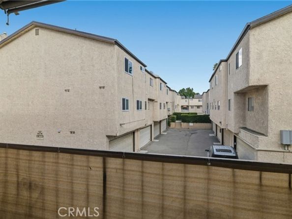 13617 Valerio Street C, Van Nuys (los Angeles) CA 91405