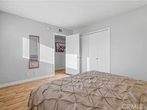 13617 Valerio Street C, Van Nuys (los Angeles) CA 91405