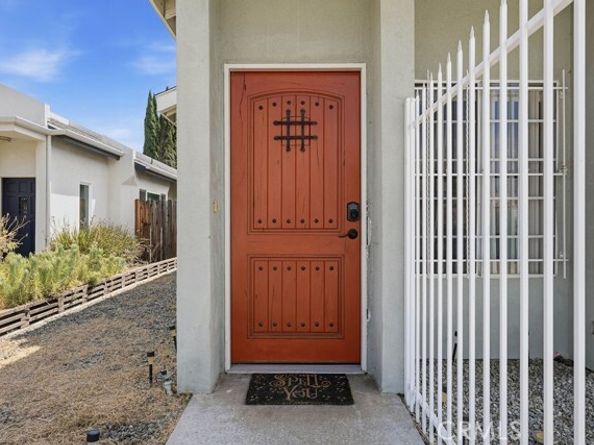 7443 Eva Place, Van Nuys (los Angeles) CA 91406