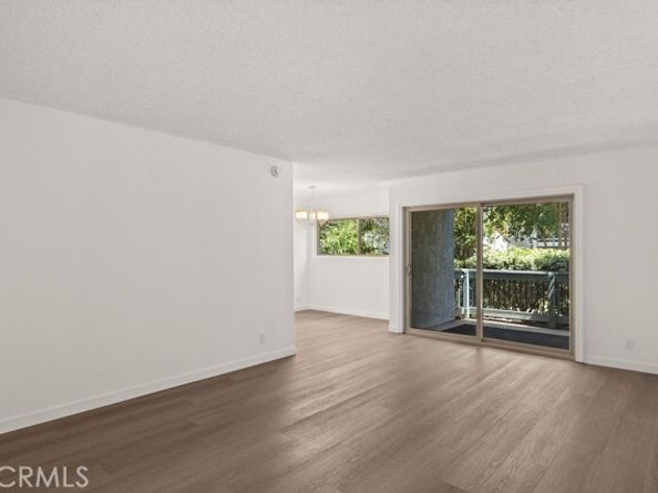 4716 Park Granada 198, Calabasas CA 91302