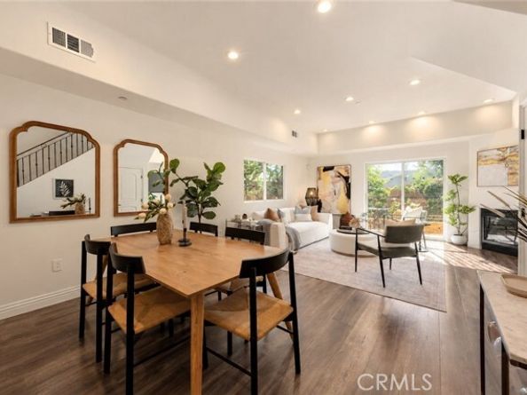 14702 Magnolia Boulevard 105, Sherman Oaks CA 91403